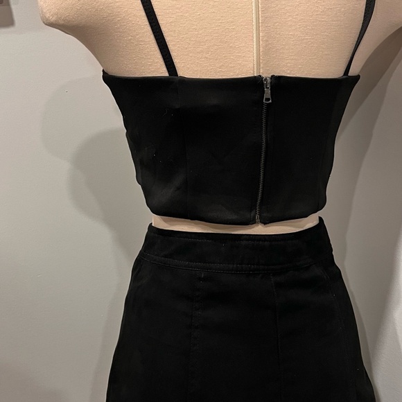 Top Sleeveless - Picture 5 of 10